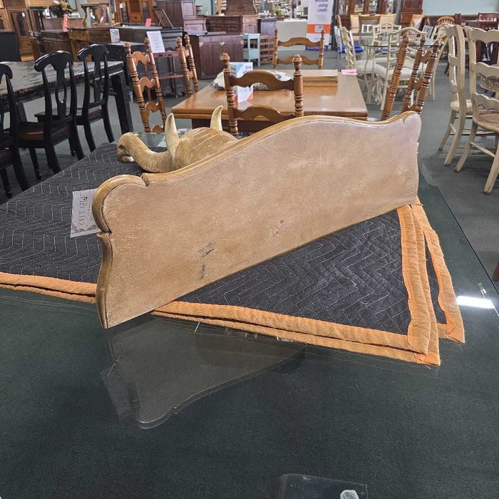 ELEPHANT ENTRY TABLE ALK
