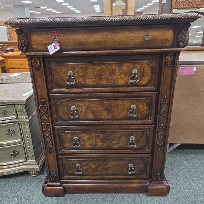 TALLBOY DRESSER BTK