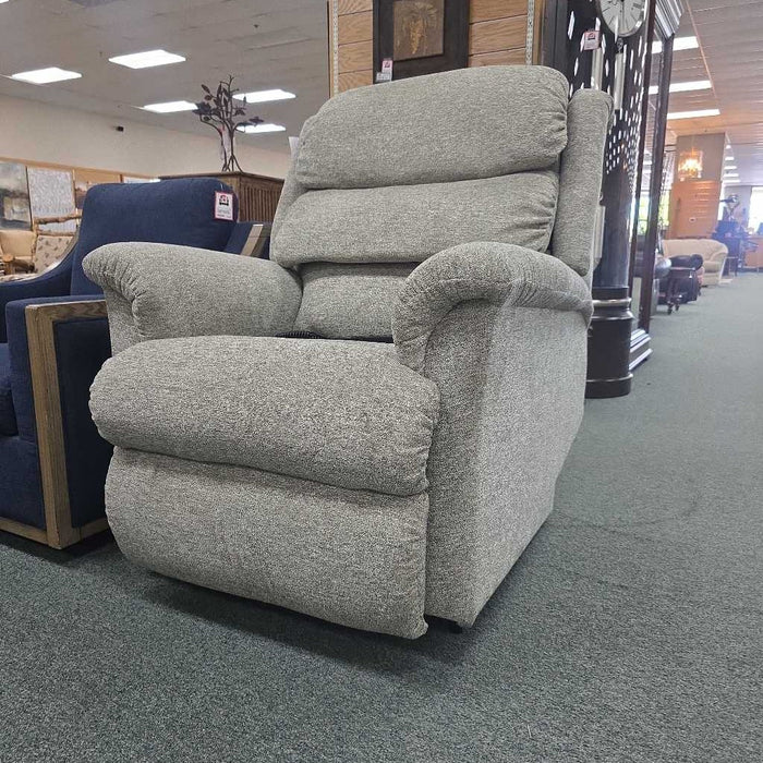 LAZBOY LIFT CHAIR CHK