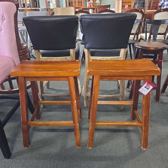 SET OF 2 STOOLS KL