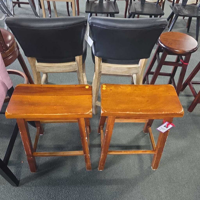 SET OF 2 STOOLS KL