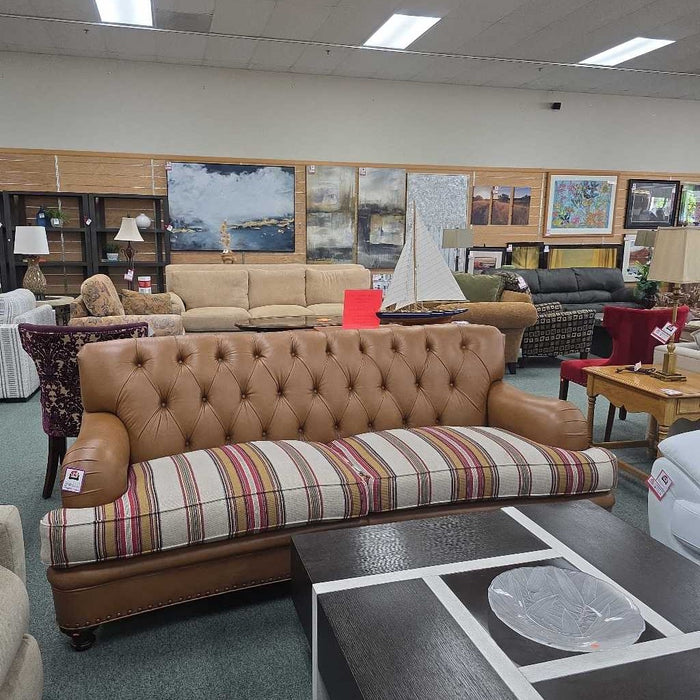 LEATHER CRAFT SOFA MIH