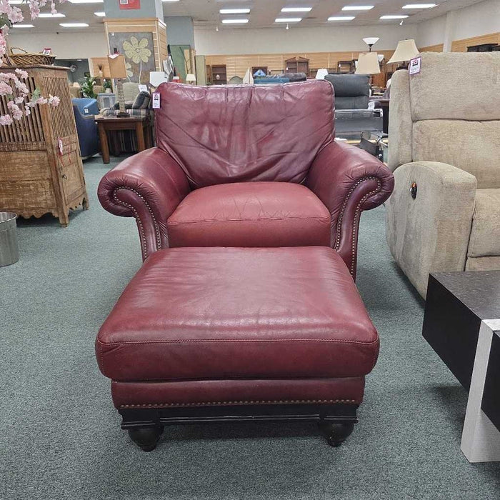 LEATHER CHAIR WITH OTTOMAN LSH