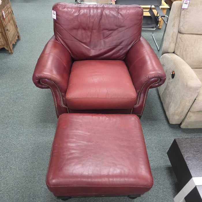 LEATHER CHAIR WITH OTTOMAN LSH