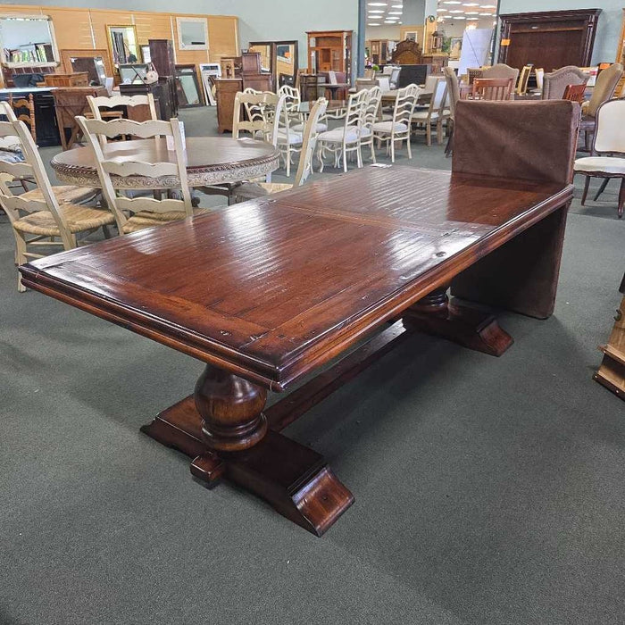 TABLE WITH 2 LEAVES ATH
