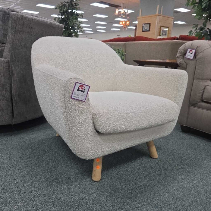 ACCENT CHAIR BKS