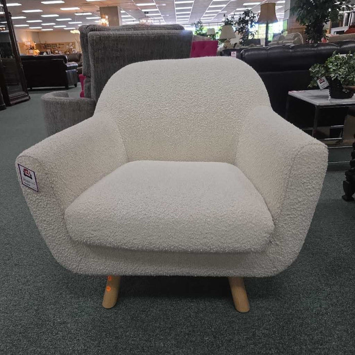 ACCENT CHAIR BKS