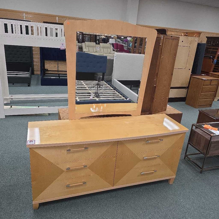 DRESSER WITH MIRROR LSH