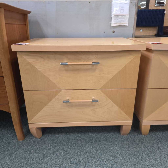 NIGHTSTAND MI