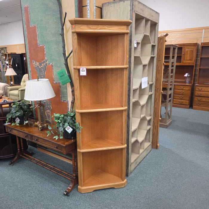 CORNER BOOKSHELF SK