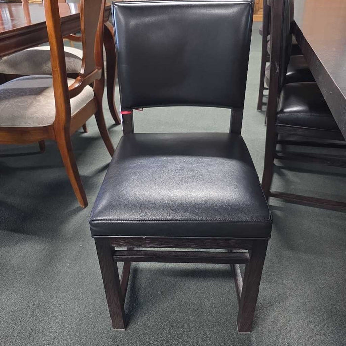 SET OF 8 B & B ITALIA CHAIRS BHCH