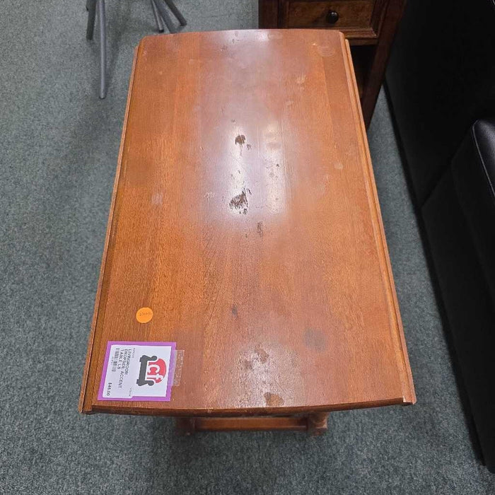 DROPSIDE ACCENT TABLE LS