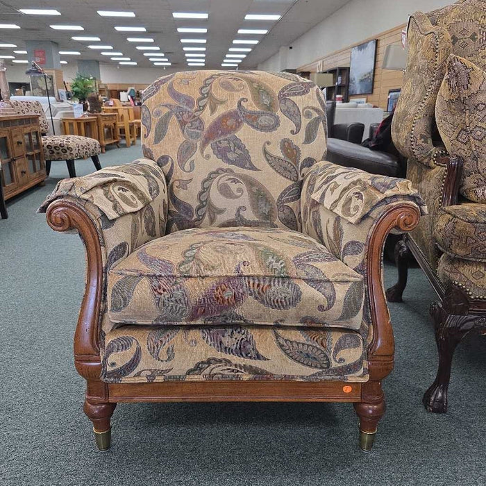 ACCENT CHAIR BTK