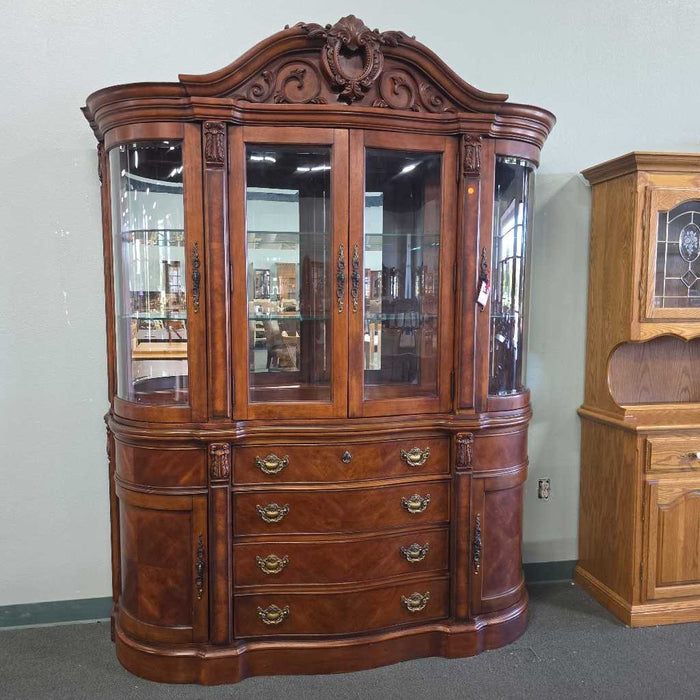 BROYHILL CHINA HUTCH LSH