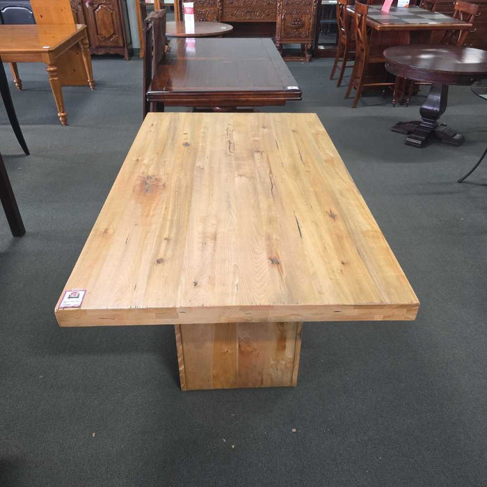 TABLE CKK