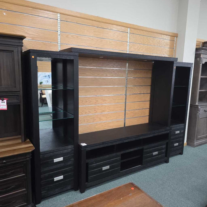 4PC ENTERTAINMENT CENTER SKH