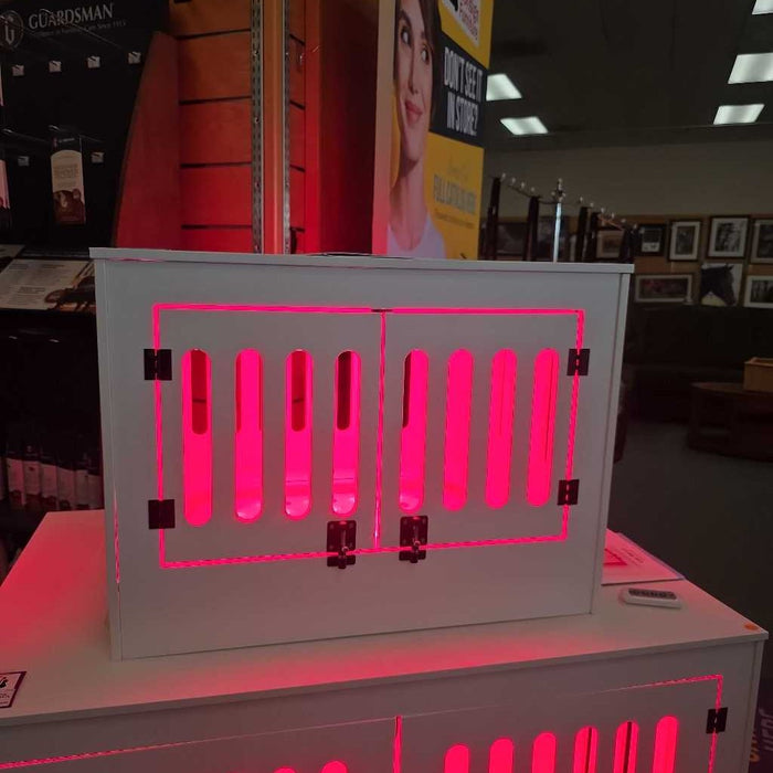 SMALL GLOWBIE DOG CRATE BTK