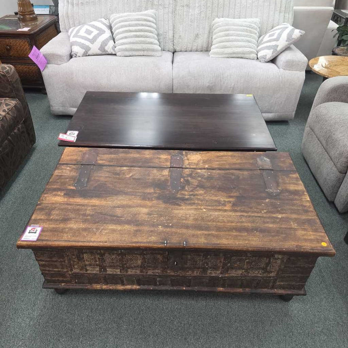 COFFEE TABLE BTK