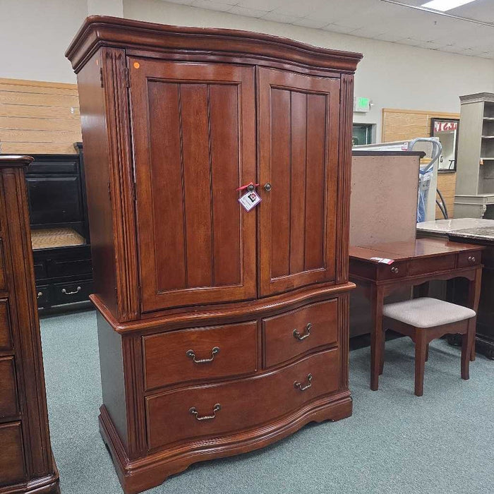 ARMOIRE BTK
