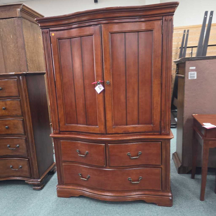 ARMOIRE BTK