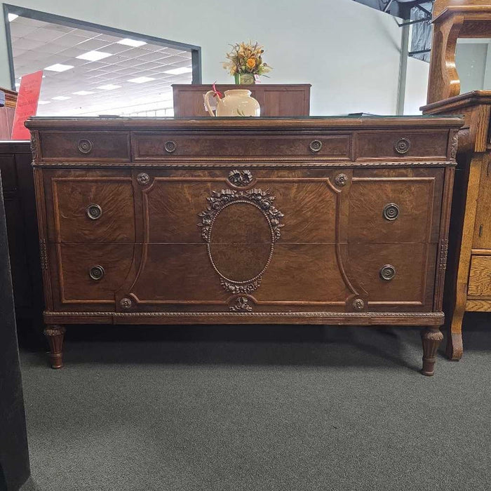 BUFFET WITH GLASS BTK