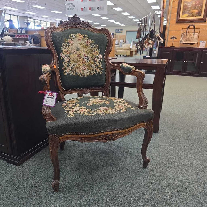 ACCENT CHAIR SK