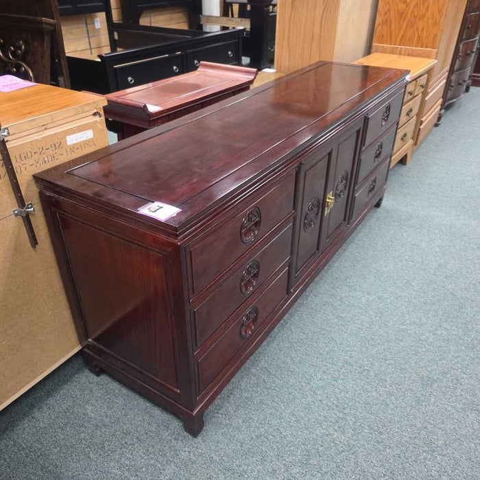 ASIAN SIDEBOARD ALK