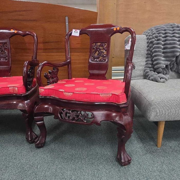ASIAN ACCENT CHAIR BAH