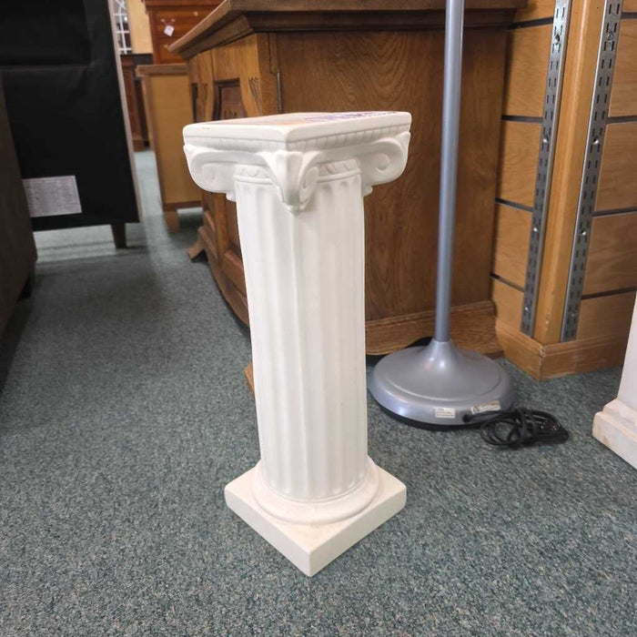 SMALL PEDESTAL LS