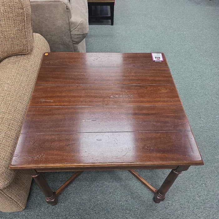 ACCENT TABLE SK