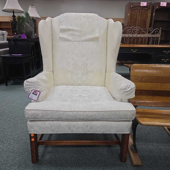 ACCENT CHAIR KL