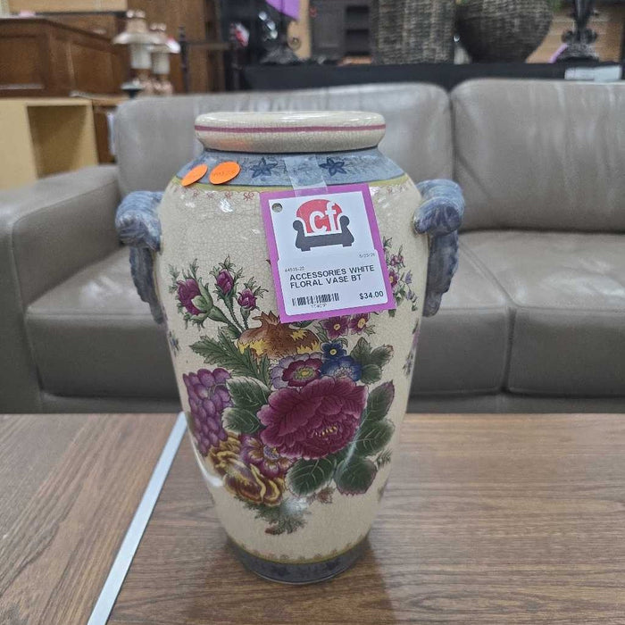 WHITE FLORAL VASE BT