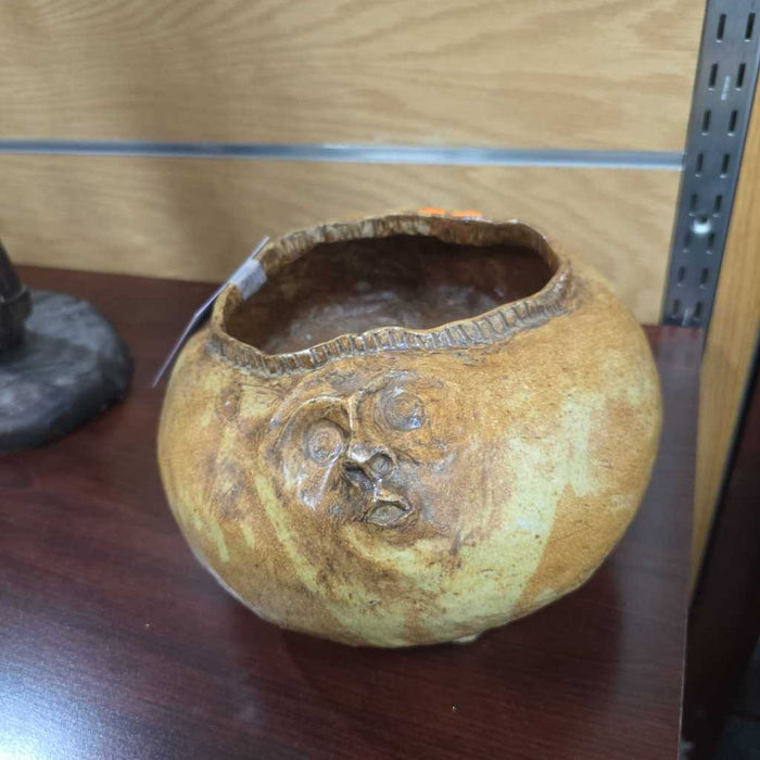 BOWL WITH FACE BA