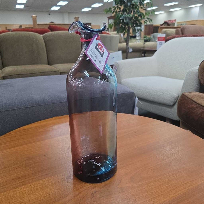 BLUE AND PURPLE VASE BT
