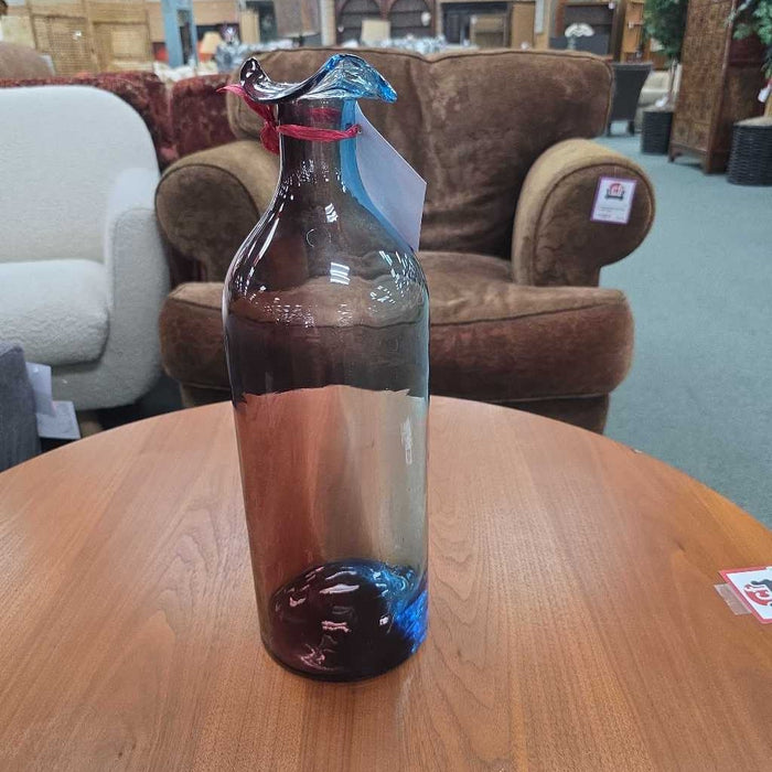 BLUE AND PURPLE VASE BT