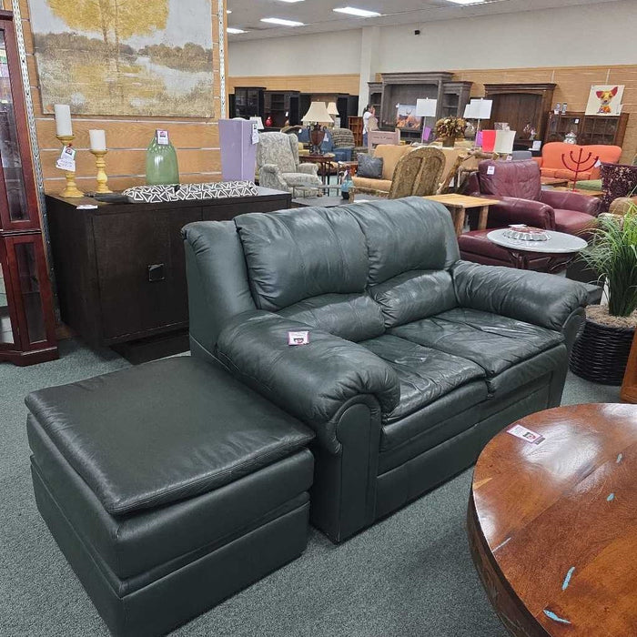 LEATHER LOVESEAT WITH OTTOMAN BTK
