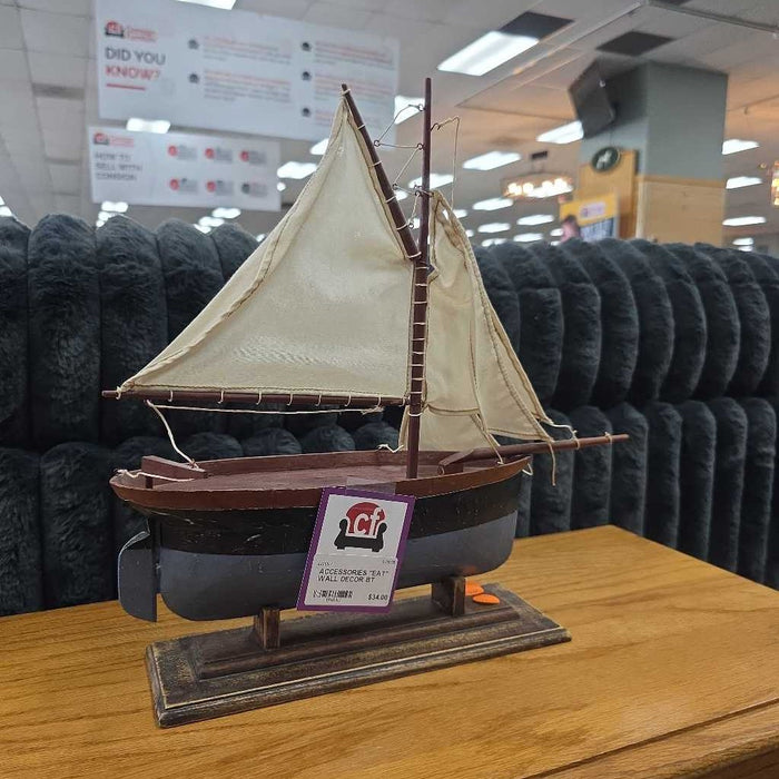 BOAT WALL DECOR BT