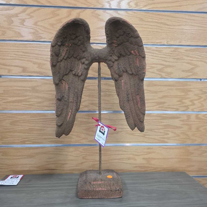WINGS DECOR AT