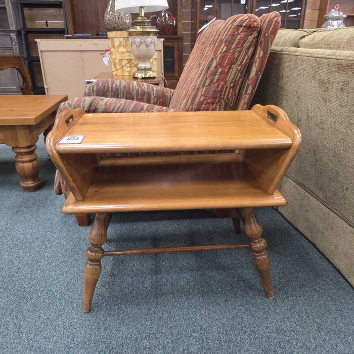 ACCENT TABLE AT