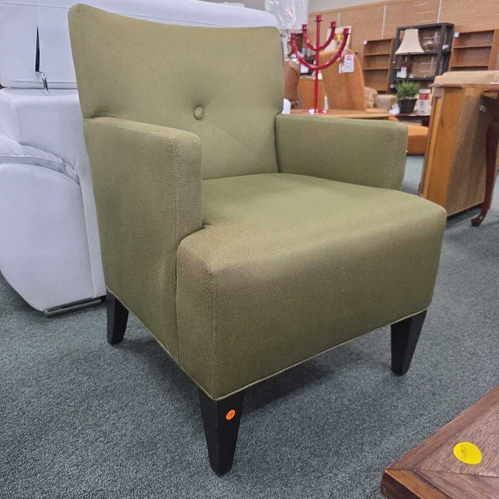 GREEN ACCENT CHAIR KL