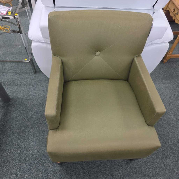 GREEN ACCENT CHAIR KL