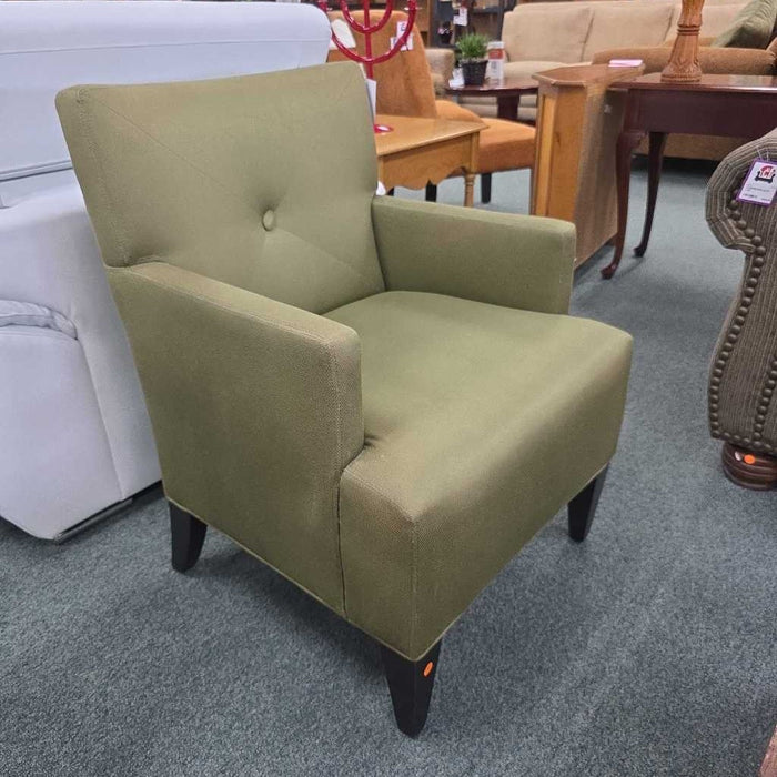 GREEN ACCENT CHAIR KL