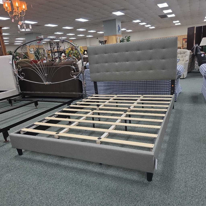 QUEEN BED BTK