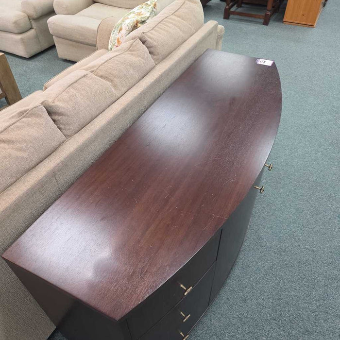 CREDENZA BAH