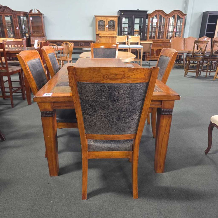 TABLE WITH 1 LEAF & 5 CHAIRS LAC
