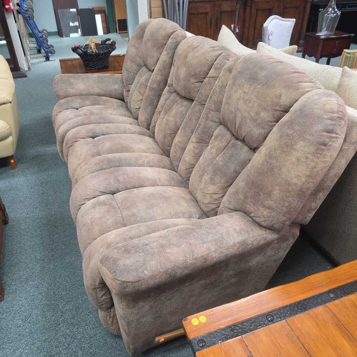 LAZBOY SOFA ALK
