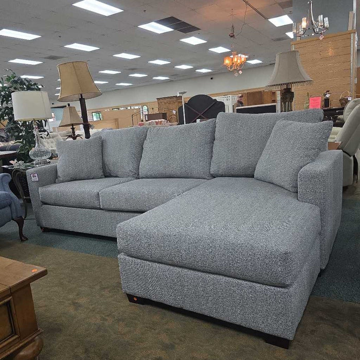 SOFA WITH CHAISE SKH