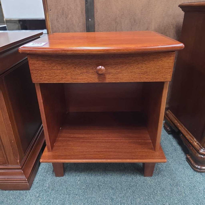 NIGHTSTAND SK