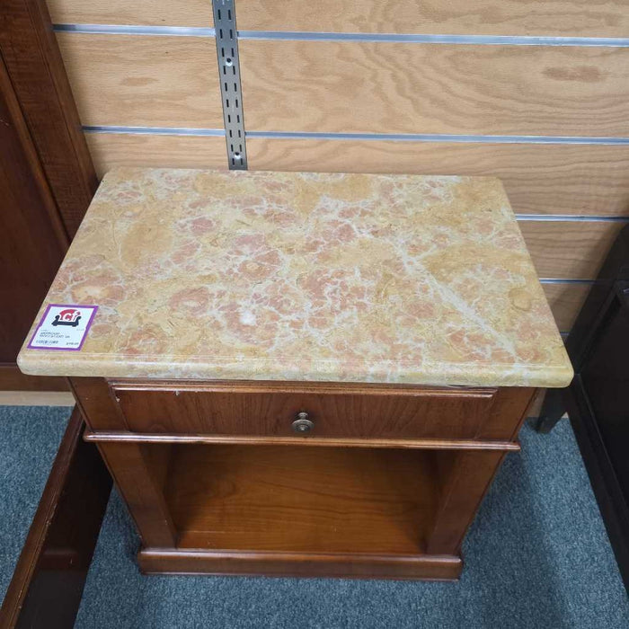 NIGHTSTAND SK