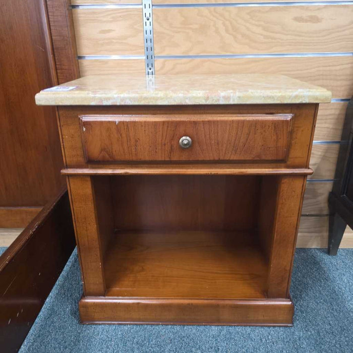 NIGHTSTAND SK